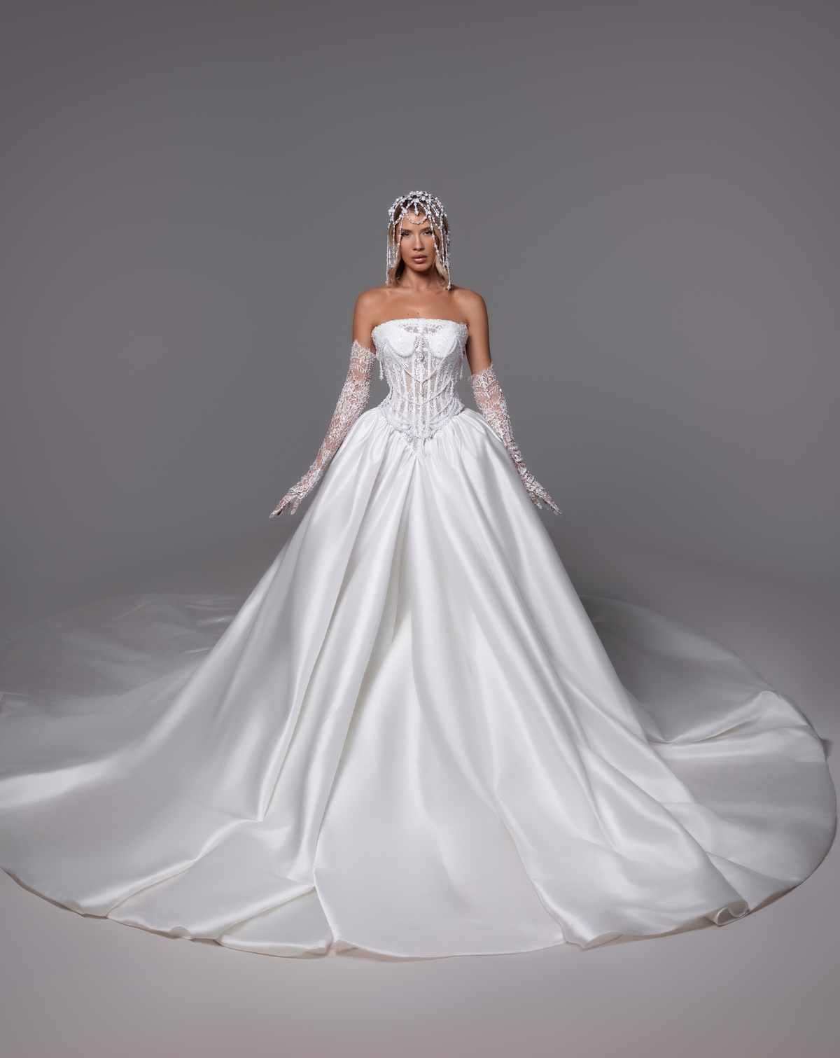 FASHION DESIGNER – PAJTIM RACI OFFICIAL